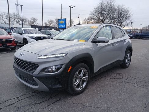 Used 2023 Hyundai Kona SEL w/ Convenience Package image 4