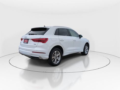Used 2023 Audi Q3 2.0T Premium AWD/4WD image 8