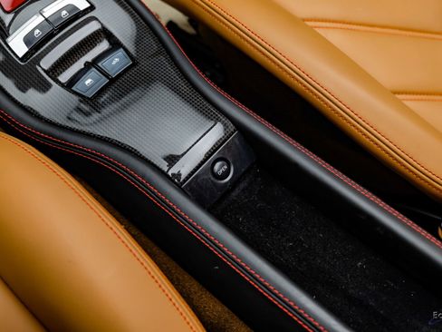 Used 2013 Ferrari 458 Spider image 76