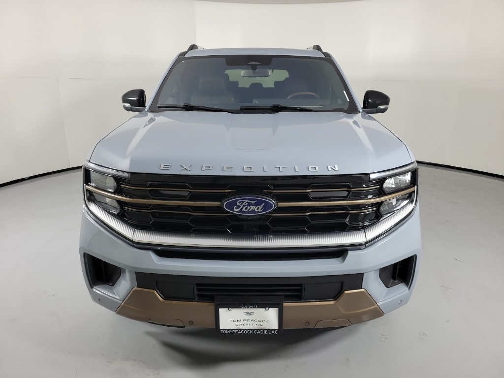 Used 2025 Ford Expedition King Ranch AWD/4WD image 2
