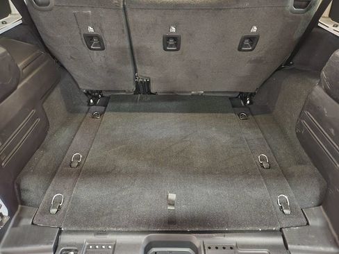Used 2024 Jeep Wrangler Unlimited Sahara AWD/4WD image 52