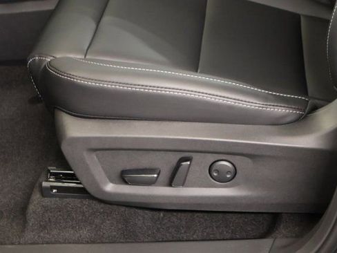 New 2025 Nissan Murano SV w/ Cargo Package AWD/4WD image 10