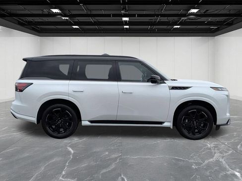 New 2026 INFINITI QX80 4WD w/ Sport Exterior Package image 6