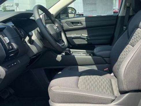 New 2026 Nissan Pathfinder SV w/ Cargo Package AWD/4WD image 8
