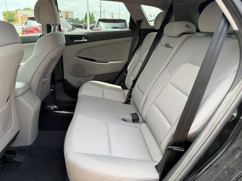 Used 2018 Hyundai Tucson SEL w/ Cargo Package FWD image 9