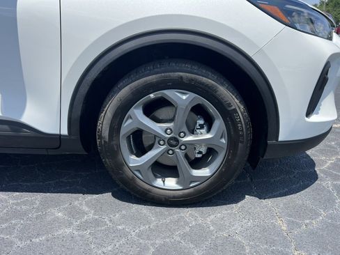 New 2025 Ford Escape ST-Line w/ Tech Pack #1 image 11