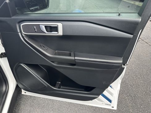 Used 2023 Ford Explorer 4WD Police Interceptor w/ Ultimate Wiring Package image 13