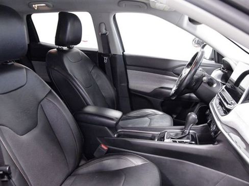 Used 2022 Jeep Compass Latitude image 15