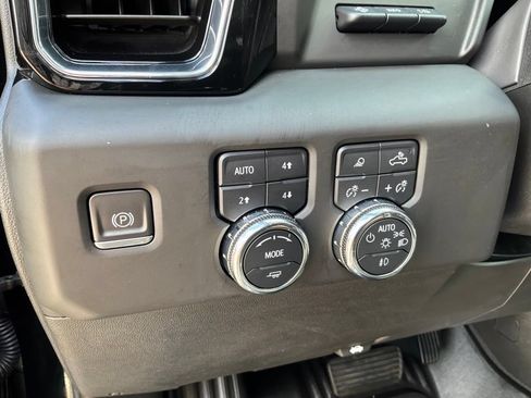Used 2023 GMC Sierra 1500 Denali w/ Denali Reserve Package AWD/4WD image 16