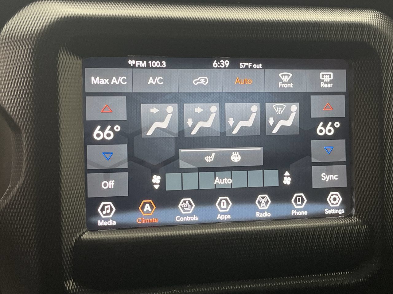 Used 2018 Jeep Wrangler Unlimited Sport S AWD/4WD image 17