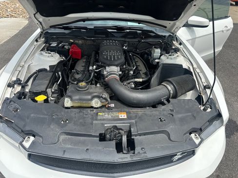 Used 2012 Ford Mustang GT Premium w/ Security Pkg RWD image 8