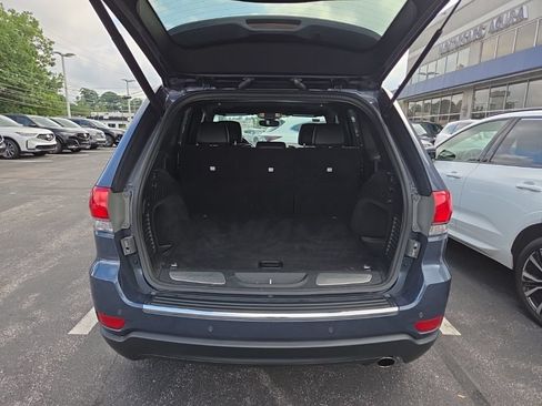 Used 2019 Jeep Grand Cherokee Limited AWD/4WD image 5