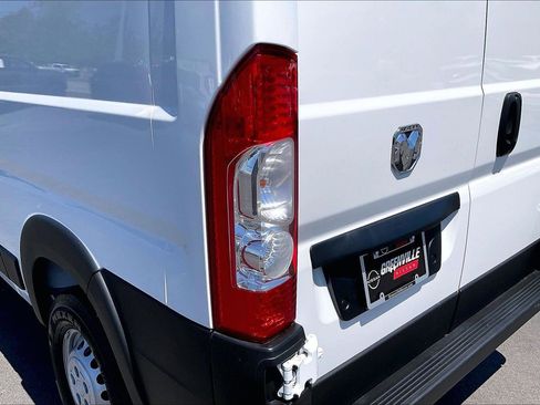 Used 2025 RAM ProMaster 2500 w/ Convenience Group FWD image 30