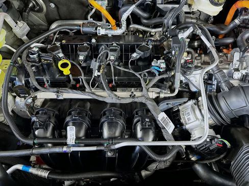 New 2026 Ford Escape ST-Line Select w/ Tech Pack #2 image 9