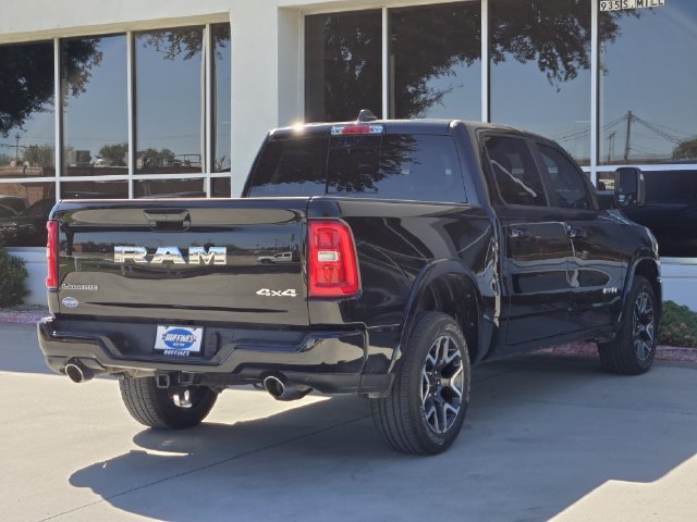 Used 2025 RAM 1500 Laramie AWD/4WD image 7
