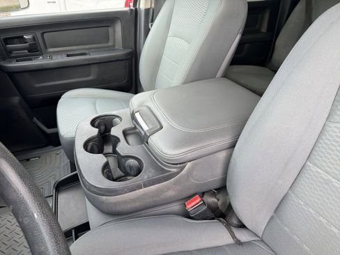 Used 2018 RAM 2500 Tradesman w/ Chrome Appearance Group image 28