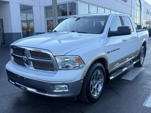 Used 2011 RAM 1500 Laramie image 4