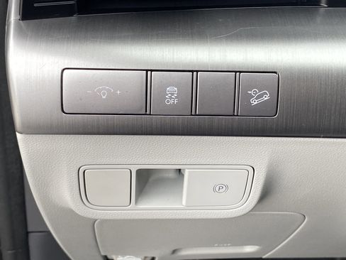 Used 2024 Hyundai Kona SEL image 14