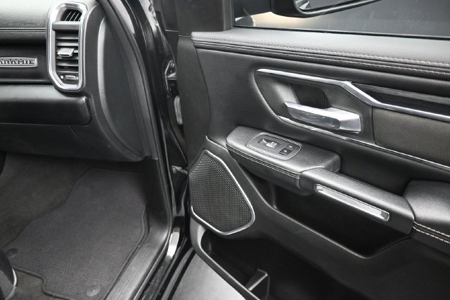 Used 2024 RAM 1500 Laramie AWD/4WD image 23