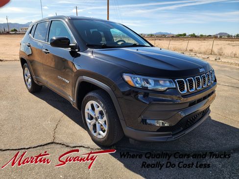 Used 2025 Jeep Compass Sport AWD/4WD image 1