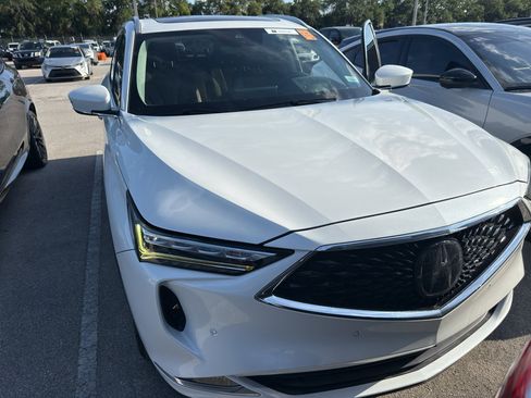 Used 2022 Acura MDX SH-AWD w/ Advance Package image 2
