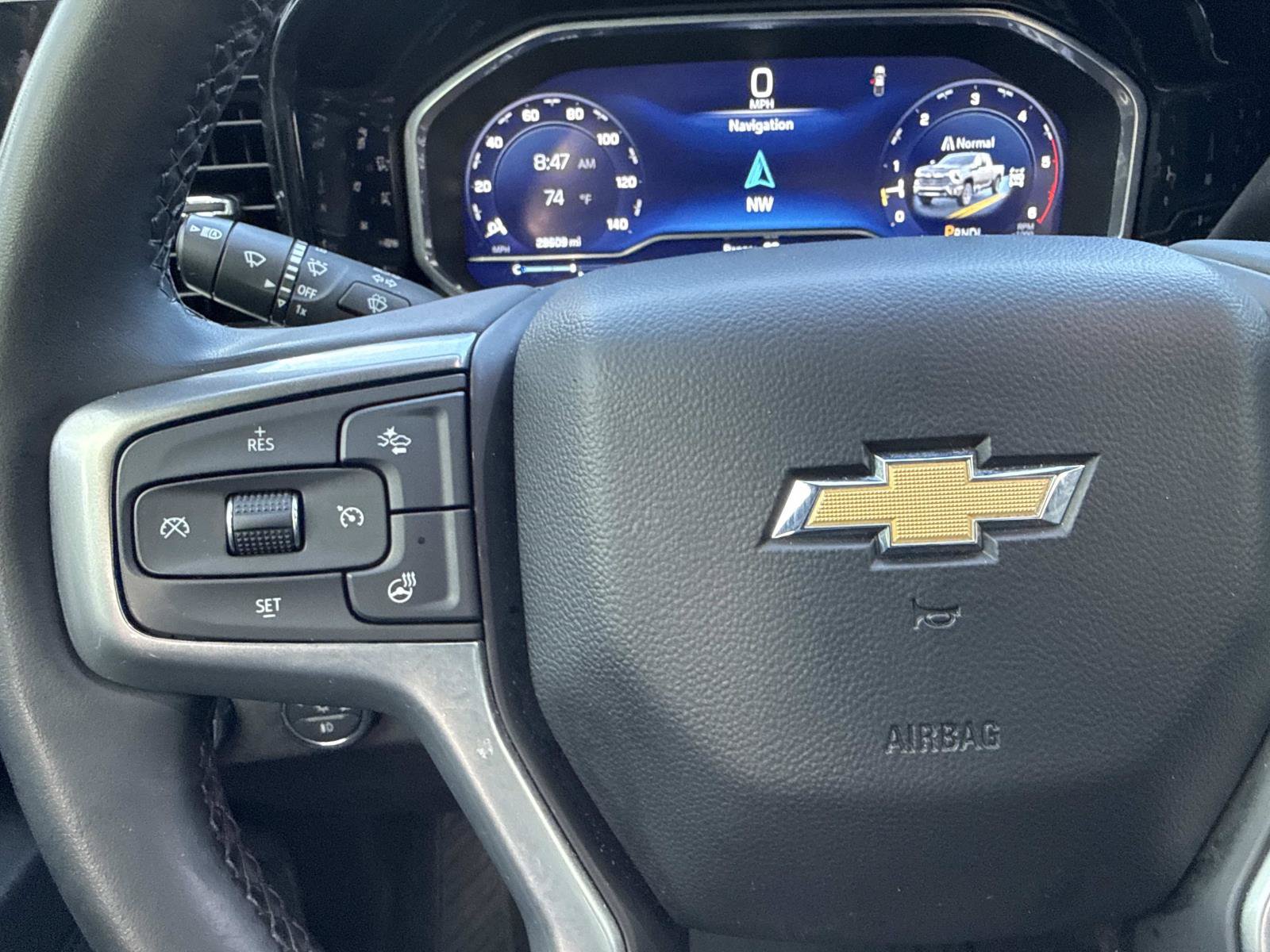 Used 2024 Chevrolet Silverado 2500 LTZ AWD/4WD image 15