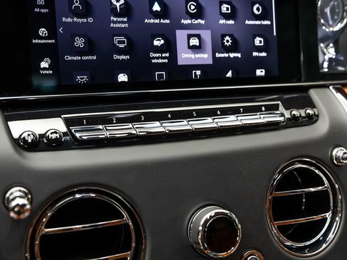 New 2026 Rolls-Royce Cullinan AWD/4WD image 26