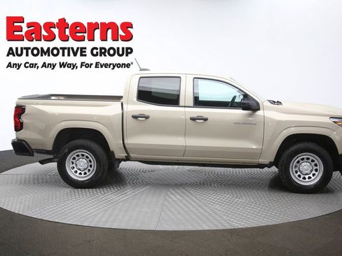 Used 2023 Chevrolet Colorado W/T image 43