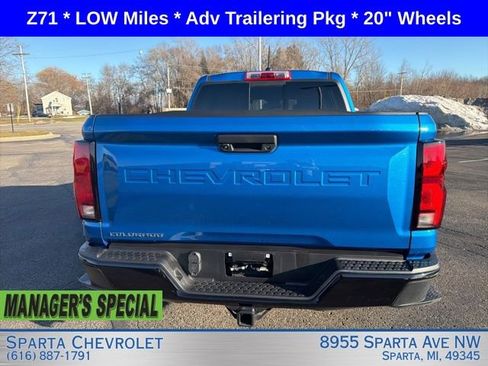 Used 2023 Chevrolet Colorado Z71 w/ Z71 Convenience Package 2 AWD/4WD image 4