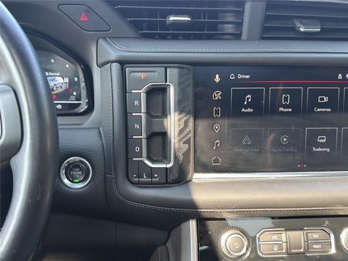 Used 2023 GMC Yukon XL Denali w/ Denali Reserve Package AWD/4WD image 29