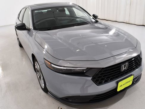 Used 2024 Honda Accord Sport image 4