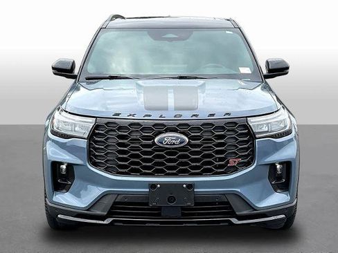Certified 2025 Ford Explorer ST AWD/4WD image 2