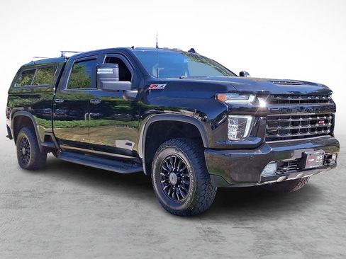 Used 2022 Chevrolet Silverado 2500 LTZ w/ LTZ Plus Package AWD/4WD image 3