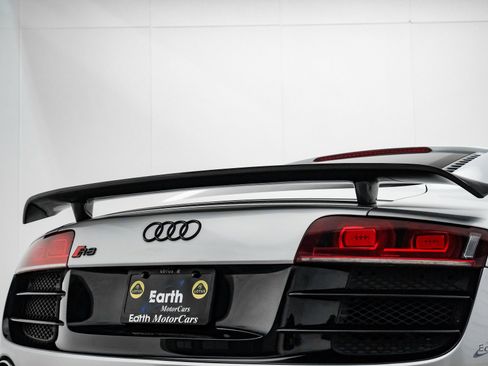 Used 2010 Audi R8 V10 image 40