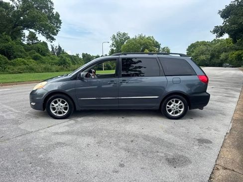 Used 2006 Toyota Sienna XLE FWD image 4