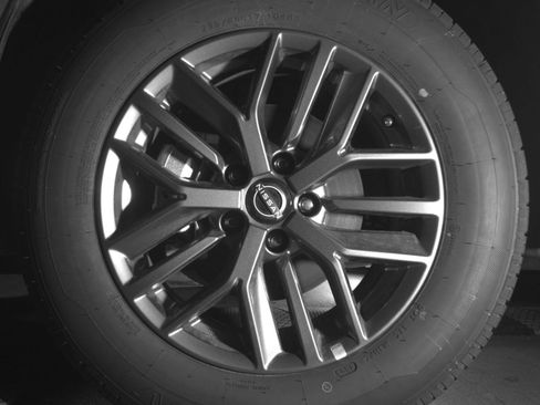 Used 2026 Nissan Rogue SV FWD image 15
