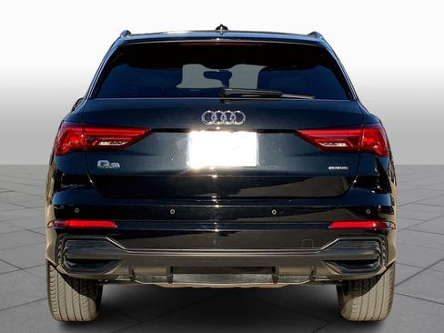 Used 2021 Audi Q3 2.0T Premium w/ Convenience Package image 4