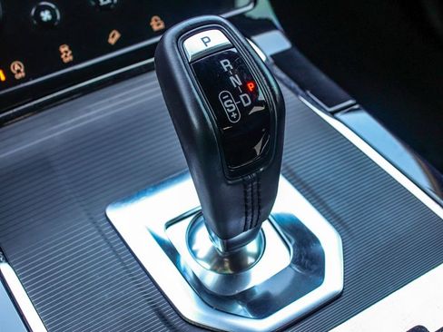 Used 2023 Land Rover Range Rover Evoque R-Dynamic S AWD/4WD image 24