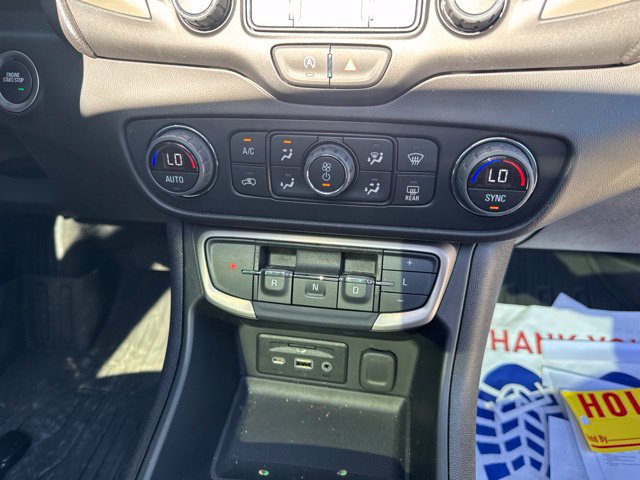 Used 2024 GMC Terrain Denali w/ Black Diamond Edition AWD/4WD image 20