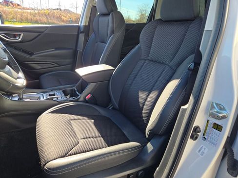 Used 2023 Subaru Forester Premium image 23