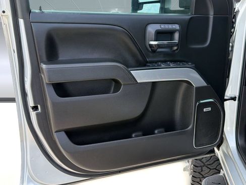 Used 2015 Chevrolet Silverado 2500 LTZ w/ Duramax Plus Package AWD/4WD image 21
