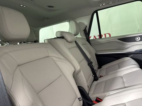 New 2025 Lincoln Navigator Reserve image 23