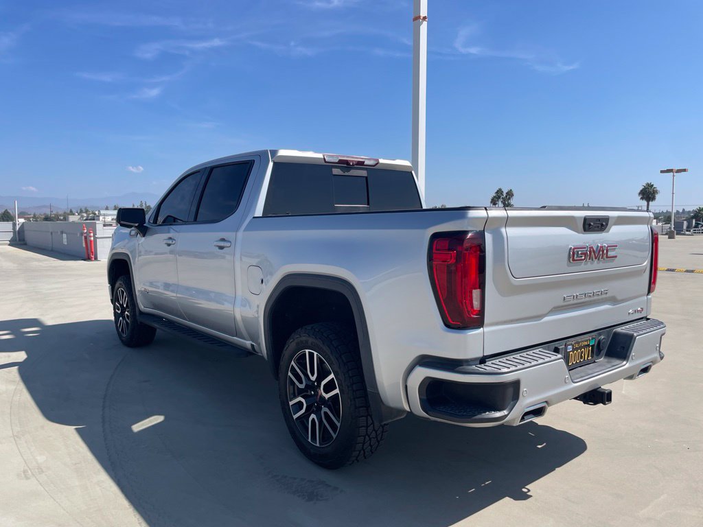 Used 2022 GMC Sierra 1500 AT4 w/ AT4 Premium Package AWD/4WD image 4