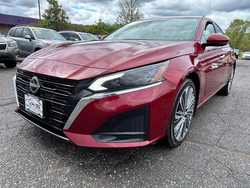 Used 2023 Nissan Altima 2.5 SL AWD/4WD image 1