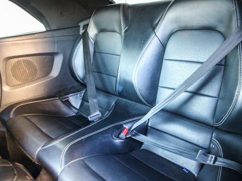 Used 2021 Ford Mustang Premium image 27