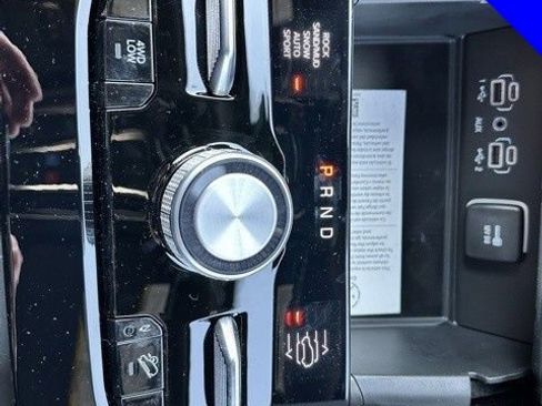 New 2024 Jeep Grand Cherokee Overland w/ Luxury Tech Group IV image 33