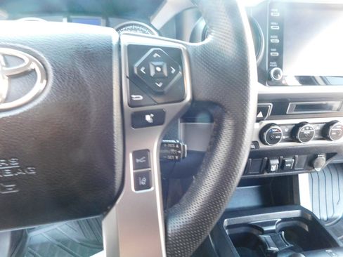 Used 2021 Toyota Tacoma SR5 image 10
