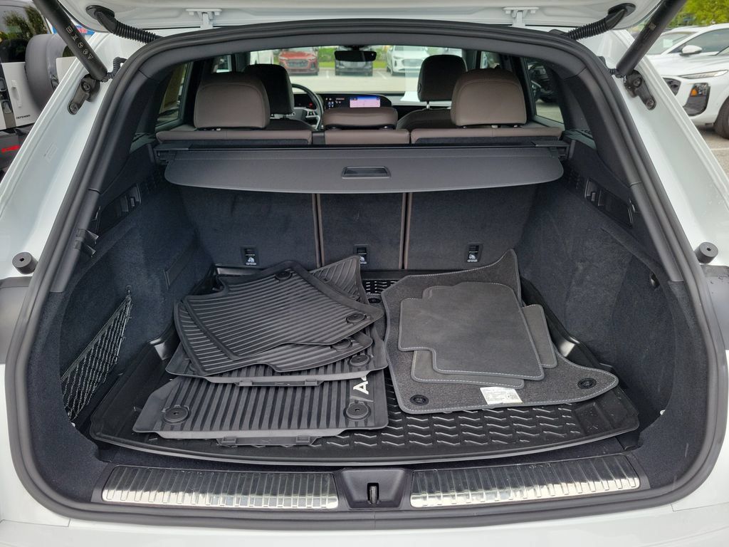 Certified 2025 Audi Q5 Premium w/ Convenience Package AWD/4WD image 30