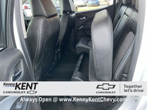 Used 2018 Chevrolet Colorado Z71 image 23