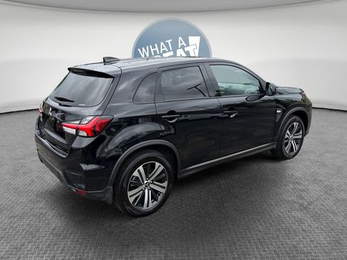 Used 2025 Mitsubishi Outlander Sport ES AWD/4WD image 3